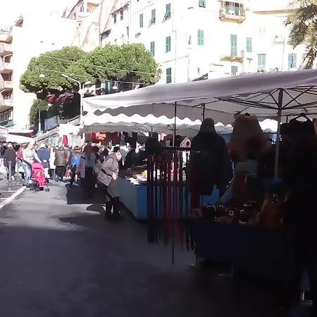 Quattro Passi Dal Mercato Apartamento San Remo